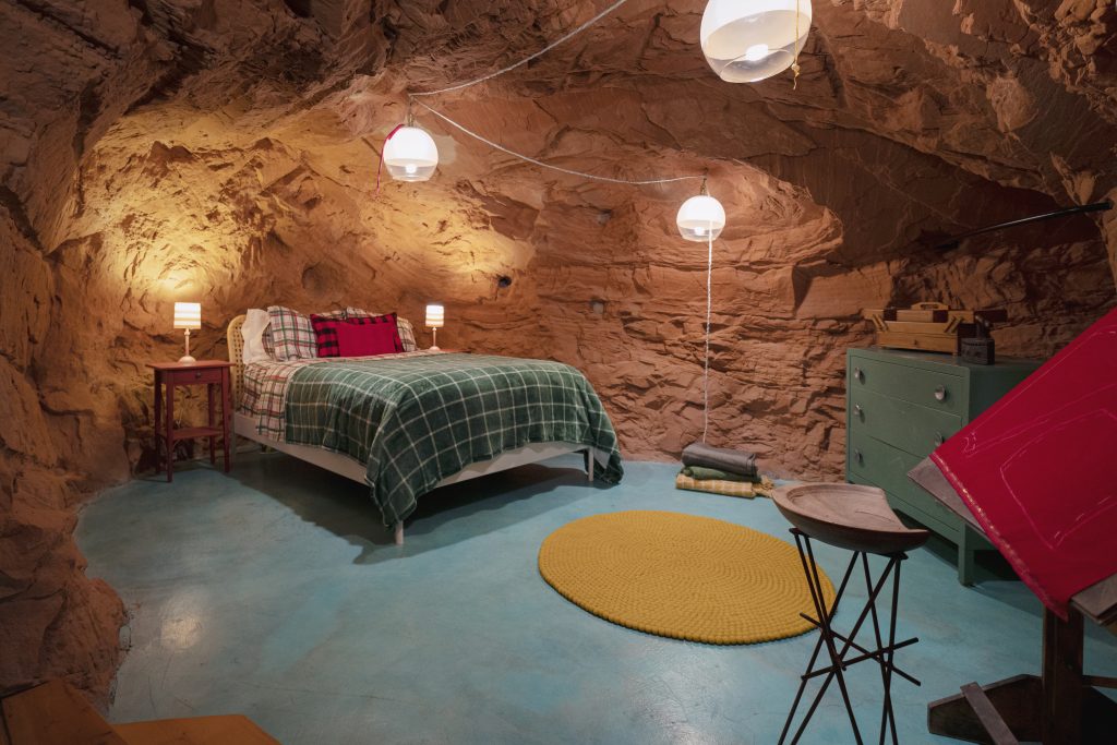 You Can Now Stay In The Grinch’s Cave And Be Transported To Whoville