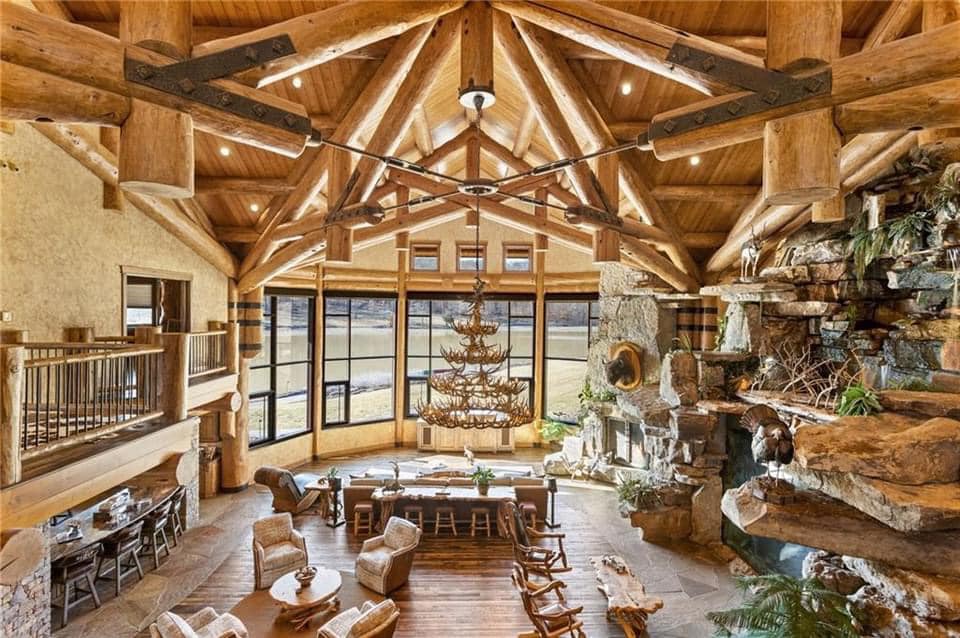 NASCAR legend, Tony Stewart is selling his epic ranch - take a look inside!