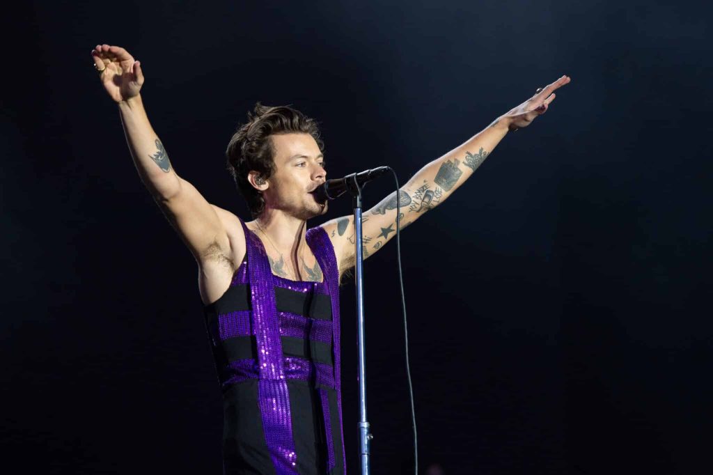 University To Offer ‘World’s First’ Course On Harry Styles.