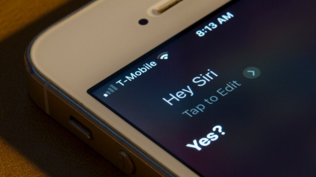 People Are Just Noticing Genius Siri Hack That Every IPhone Owner Should Know